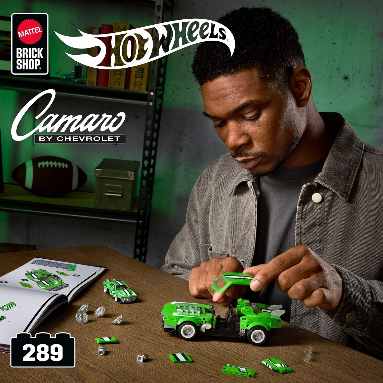 Kit de Montar Camaro Custom 68 Escala 1:32 com Adesivos
